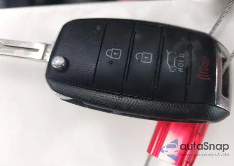 2014 Kia Soul z USA, uszkodzony, nr VIN KNDJN2A23E7056238